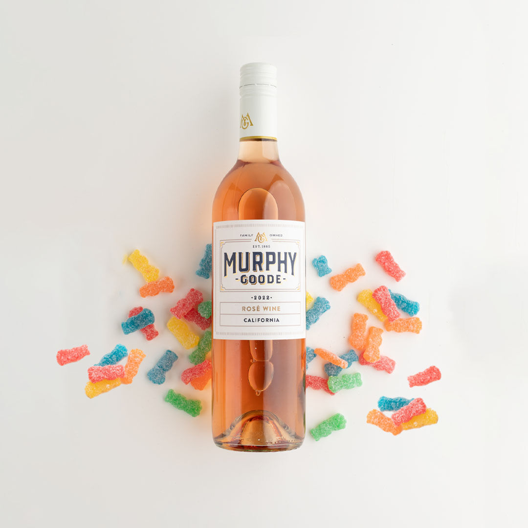 Murphy-Goode Rosé wine with sour gummies Murphy-Goode Rosé wine with sour gummies